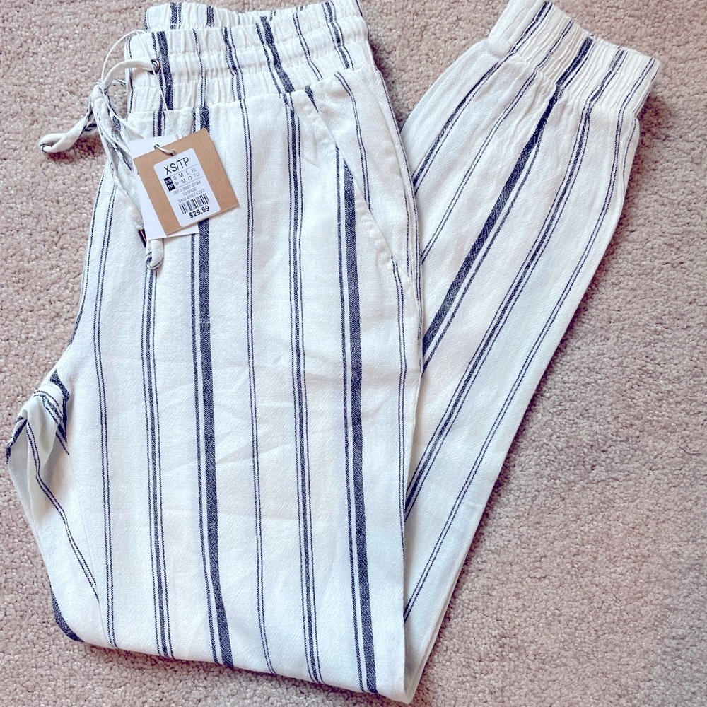 ReVamped Casual Pants - Picture 4 of 4